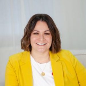 Profile photo of Sarah-Louise Greenaway